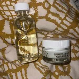 Brand new mini Youth to the People travel set